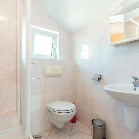 Stunning In With Wifi Holiday home Novi Vinodolski