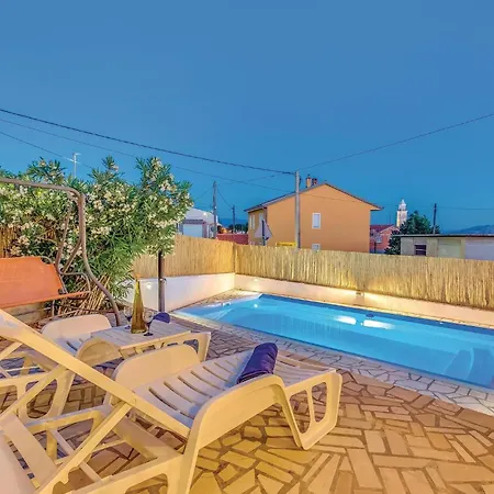 Stunning In With Wifi Novi Vinodolski